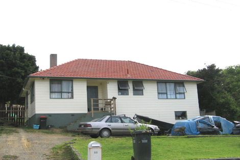 Photo of property in 22 Clairville Crescent, Wai O Taiki Bay, Auckland, 1072