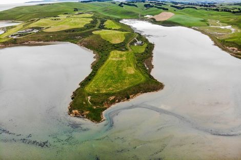 Photo of property in 371 Thorburn Road, Waikouaiti, 9472