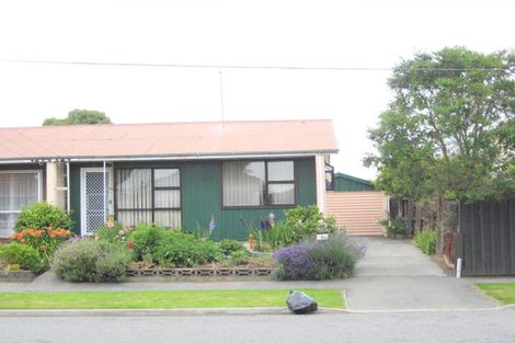Photo of property in 1/120 Packe Street, Edgeware, Christchurch, 8013