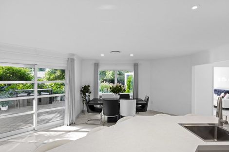 Photo of property in 38 Farringdon Avenue, Rototuna North, Hamilton, 3210