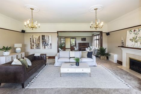 Photo of property in 121 Weston Road, St Albans, Christchurch, 8052