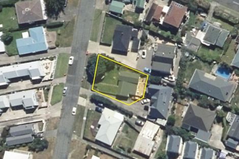 Photo of property in 10 Lambley Road, Titahi Bay, Porirua, 5022