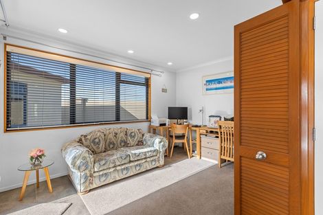 Photo of property in 25 Bermuda Drive, Papamoa Beach, Papamoa, 3118