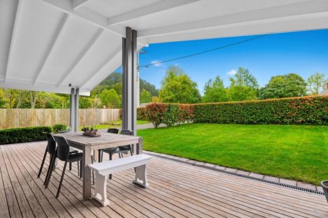 Photo of property in 5 Millar Road, Lake Okareka, Rotorua, 3076