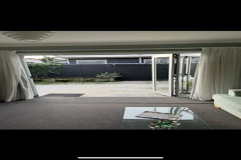 Photo of property in 30 Downe Street, New Plymouth, 4310