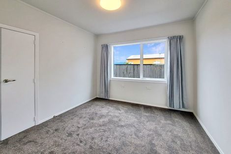Photo of property in 221 The Esplanade, Petone, Lower Hutt, 5012