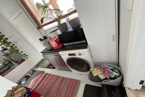 Photo of property in 1/16 Roseburn Place, Pakuranga, Auckland, 2010