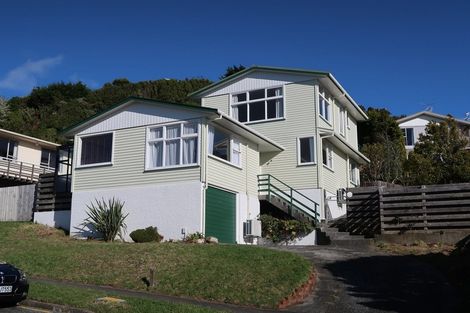 Photo of property in 44 Acacia Avenue, Maungaraki, Lower Hutt, 5010