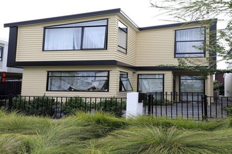 Photo of property in 48 Battalion Drive, Papakura, 2110