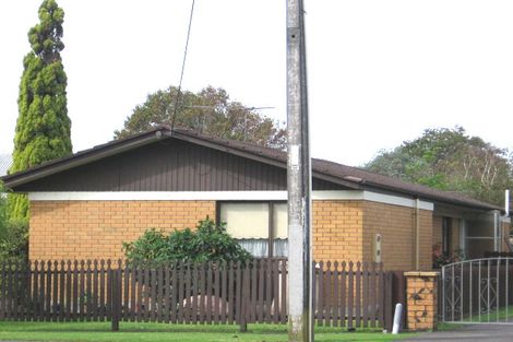 Photo of property in 9 Rathgar Road, Henderson, Auckland, 0610