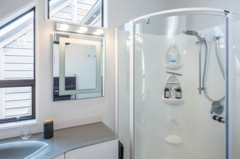 Photo of property in 10 Indus Street, Khandallah, Wellington, 6035