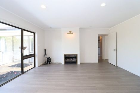 Photo of property in 7 Broomfields Road, Whitford, Howick, 2571