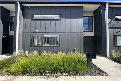 Photo of property in 10 Tukari Lane, Mangere Bridge, Auckland, 2022