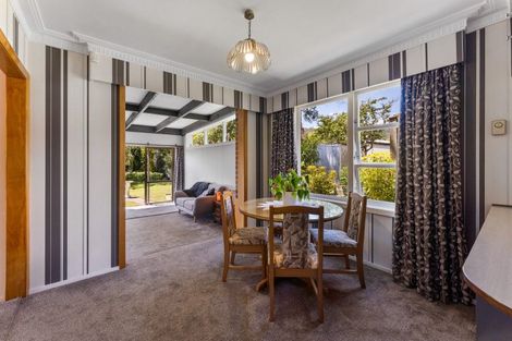 Photo of property in 18a Hawthorn Crescent, Stokes Valley, Lower Hutt, 5019