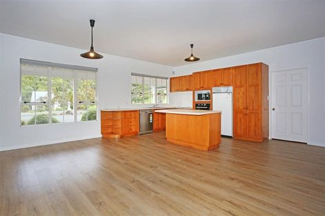 Photo of property in 59 Chamberlain Road, Bombay, 2675