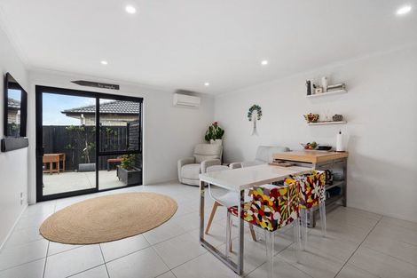 Photo of property in 15 Pragma Rise, Rototuna North, Hamilton, 3210