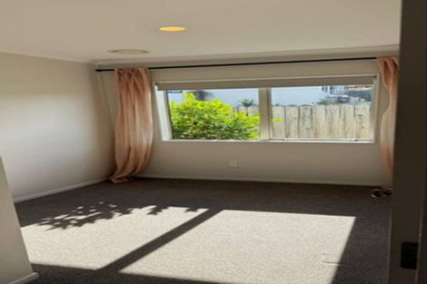 Photo of property in 33 Blue Heron Rise, Stanmore Bay, Whangaparaoa, 0932