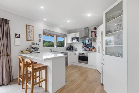 Photo of property in 94 Osprey Drive, Welcome Bay, Tauranga, 3112