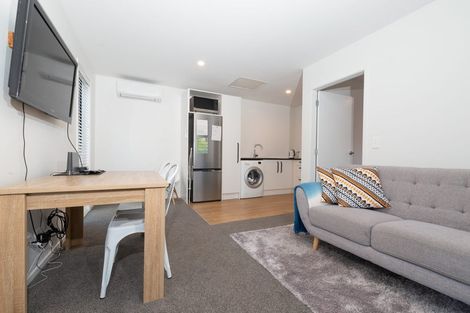 Photo of property in 47 Peregrine Falcon Road, Mount Creighton, Queenstown, 9371