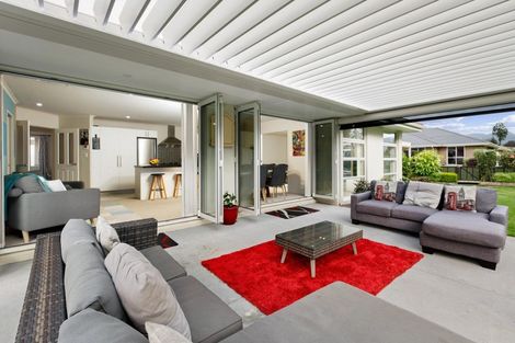 Photo of property in 2 Gleneagles Drive, Aongatete, Katikati, 3178