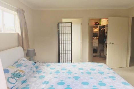 Photo of property in 16 Monash Place, Flat Bush, Auckland, 2016
