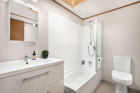 Photo of property in 11a Gills Avenue, Papakura, 2110