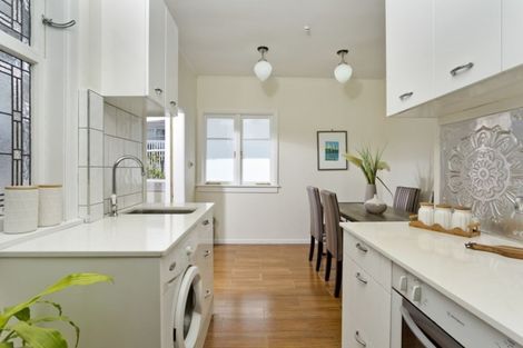 Photo of property in 226 Onewa Road, Birkenhead, Auckland, 0626