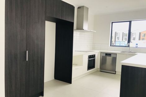 Photo of property in 35 Nugget Avenue, Hobsonville, Auckland, 0616