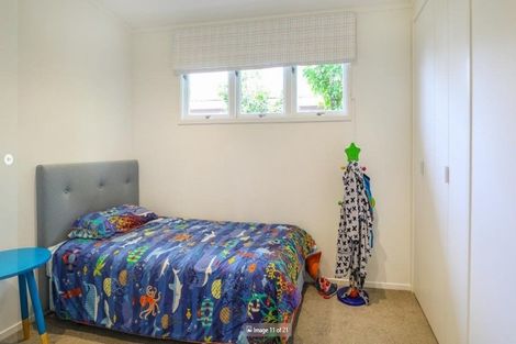 Photo of property in 1 Fraser Road, Papatoetoe, Auckland, 2025