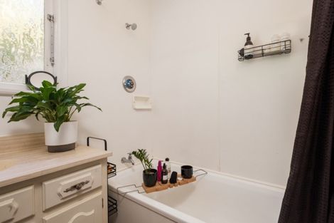 Photo of property in 25 Perry Street, Mangapapa, Gisborne, 4010