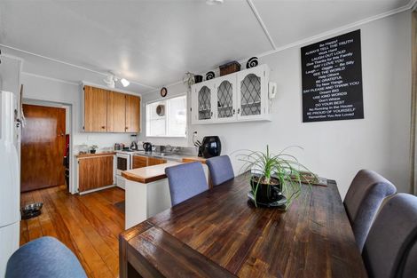 Photo of property in 20 Reid Avenue, Hawera, 4610