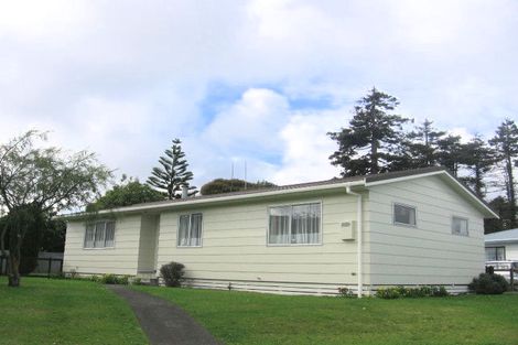 Photo of property in 39 Chatsworth Place, Highbury, Palmerston North, 4412