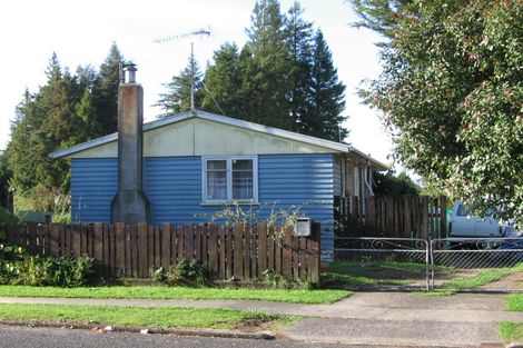 Photo of property in 15 Stirling Place, Tokoroa, 3420