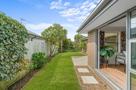 Photo of property in 8 Constance Place, Aidanfield, Christchurch, 8025