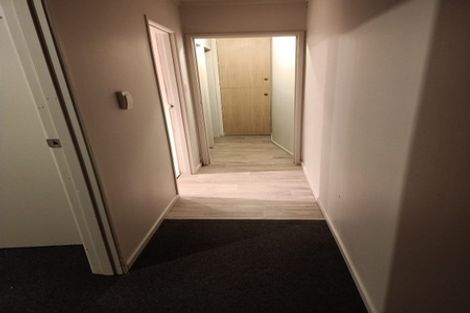 Photo of property in 30 Sunvue Road, Glen Eden, Auckland, 0602