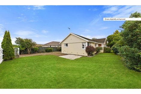 Photo of property in 138 Northcote Road, Northcote, Christchurch, 8052