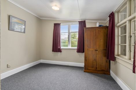 Photo of property in 44 Tararua Street, Pahiatua, 4910