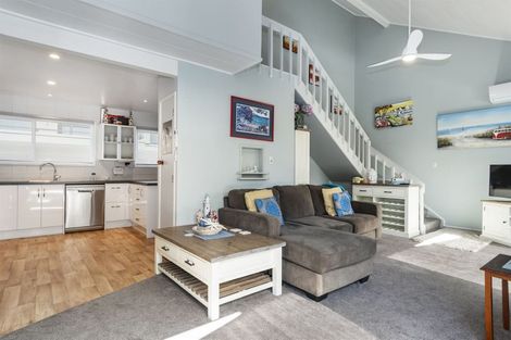 Photo of property in 17c Pacific Avenue, Mount Maunganui, 3116