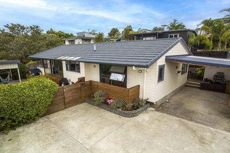 Photo of property in 95a Brightside Road, Stanmore Bay, Whangaparaoa, 0932