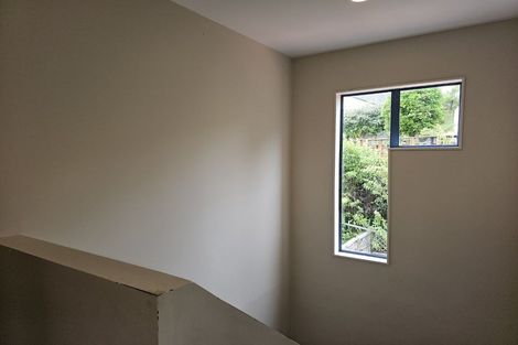 Photo of property in 7 Lanyon Place, Whitby, Porirua, 5024