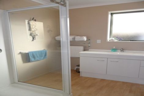 Photo of property in 1 Tarata Street, Kaka Point, Balclutha, 9271