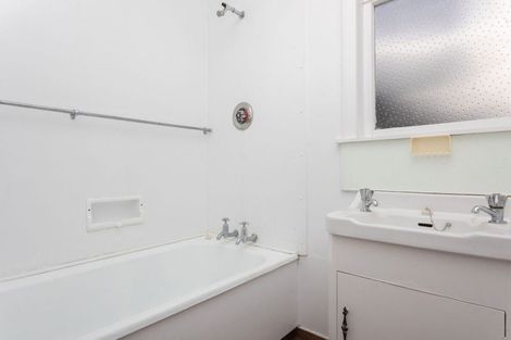 Photo of property in 36 Ruahine Street, Dannevirke, 4930