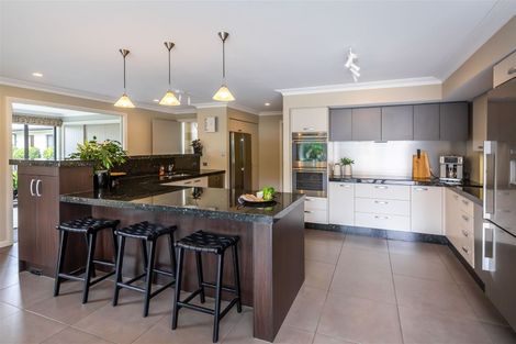 Photo of property in 11 Ashcroft Place, Burnside, Christchurch, 8053