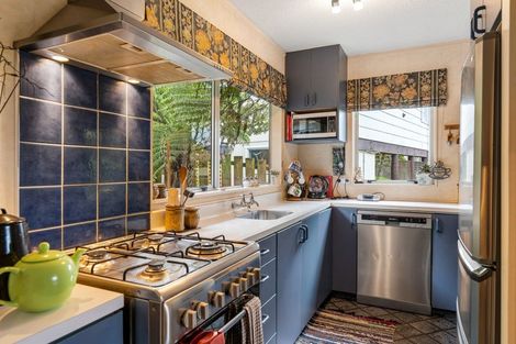 Photo of property in 81 Sunbrae Drive, Silverstream, Upper Hutt, 5019