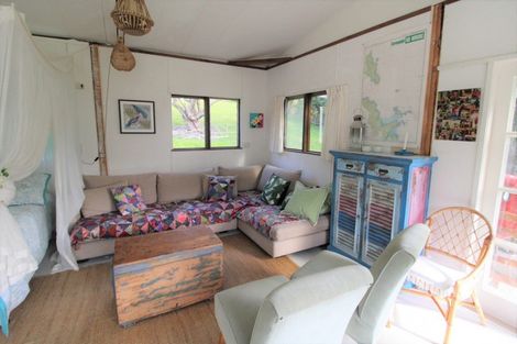 Photo of property in 12 Irishtown Road, Kuaotunu, Whitianga, 3592