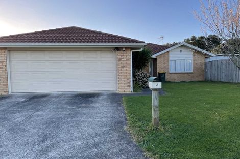 Photo of property in 2 Cathcart Close, Pukekohe, 2120