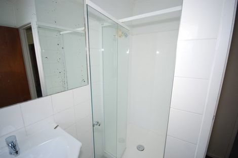 Photo of property in 132 Universal Drive, Henderson, Auckland, 0610