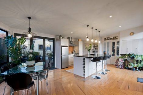 Photo of property in 4 Oregon Drive, Kelvin Heights, Queenstown, 9300