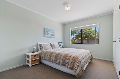 Photo of property in 9 Coronation Row, Pauanui, Hikuai, 3579