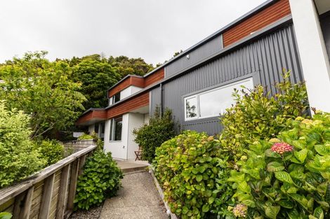 Photo of property in 1/18 Montgomery Avenue, Karori, Wellington, 6012